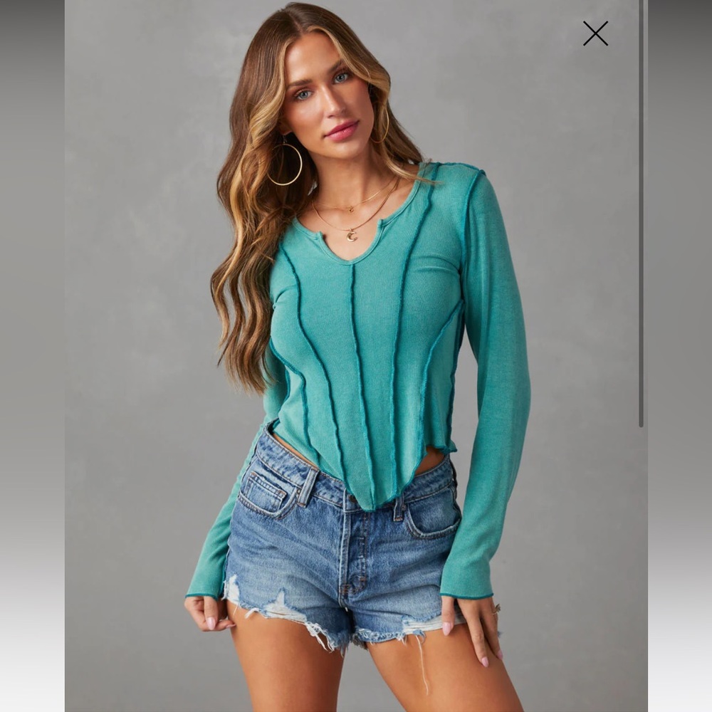 Vici Mestara Ribbed Knit Long Sleeve Top